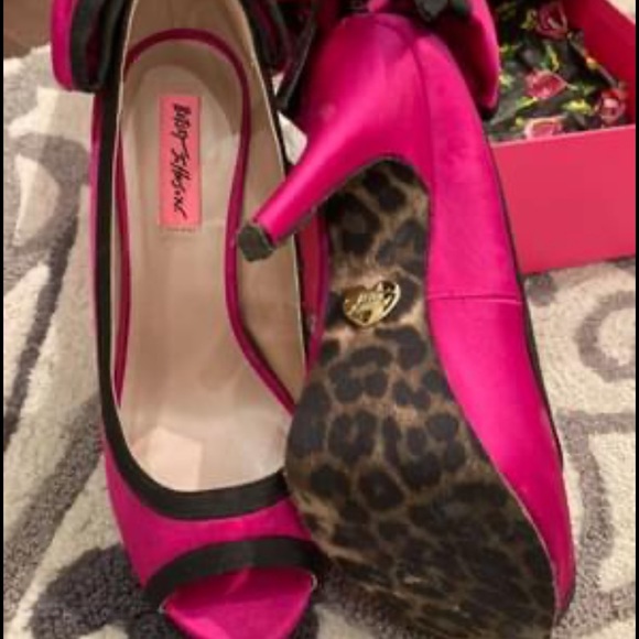 Betsy Johnson heels - Picture 2 of 3